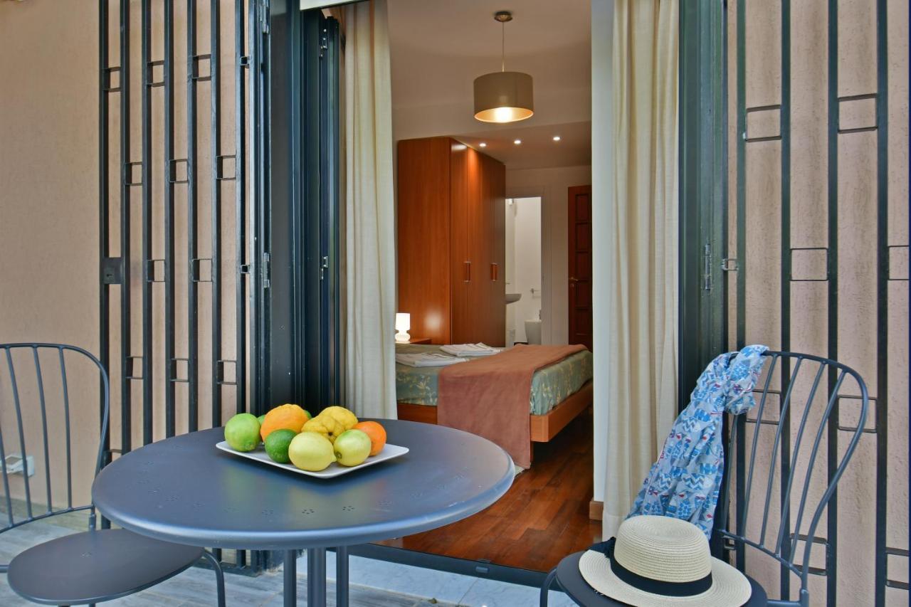 Amaranda B&B คาตาเนีย ภายนอก รูปภาพ